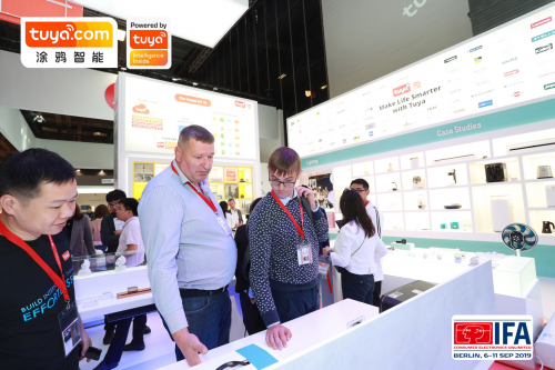 这款家庭中控智能路由器给IFA 2019中国企业长脸了(图2)