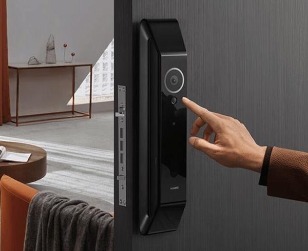 双十一选购攻略：华为鸿蒙智能门锁怎么选？(图1)