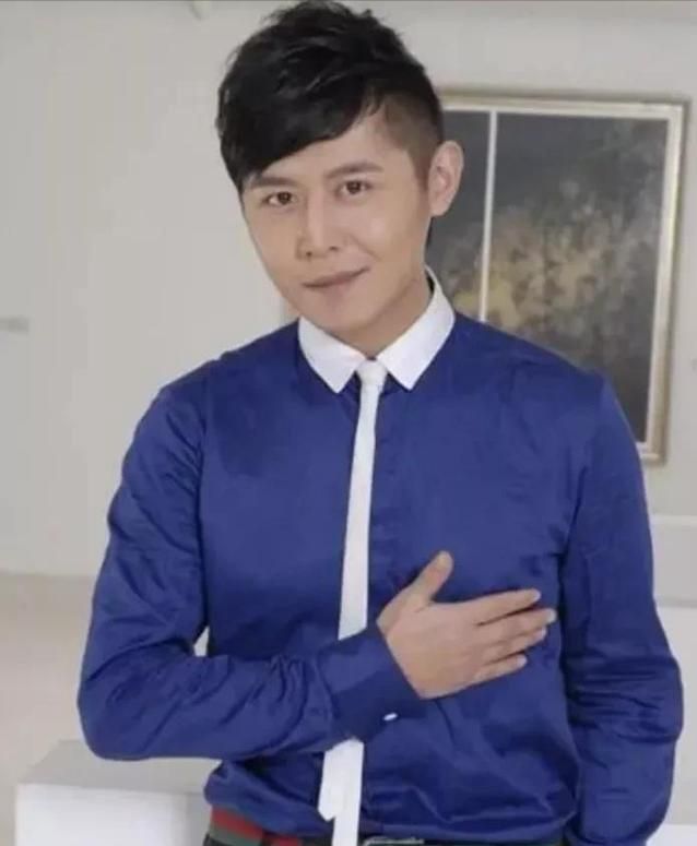 事实证明靠鸡汤救穷人稳坐“神坛”的大冰已走上另一条道路(图3)