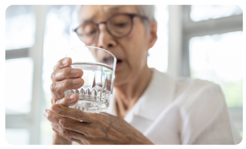 与时俱进丨星耀系列充电助听器相比传统助听器有什么优势？