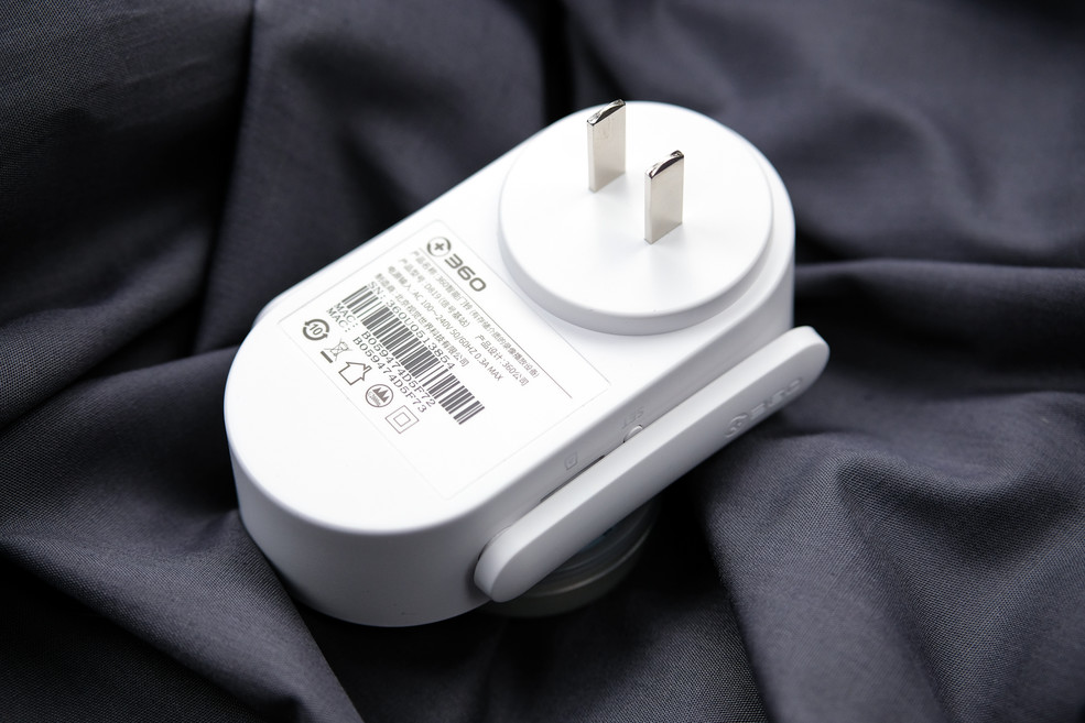 替换防盗门上的猫眼让春节出远门家里安防也有门前的一道保障：360智能可视门铃(图13)