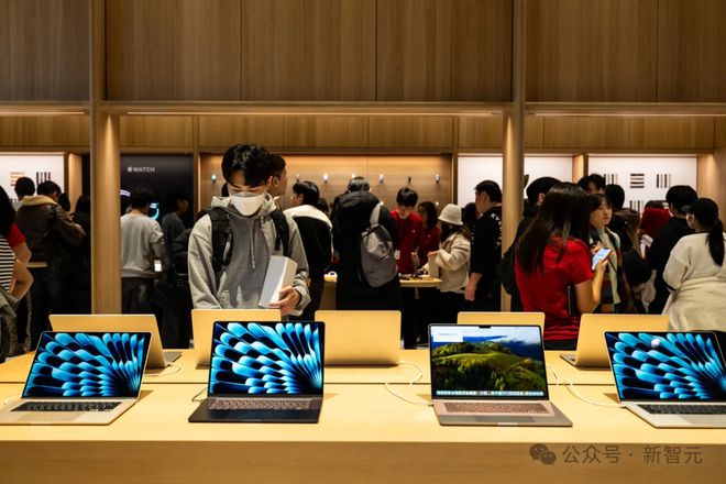 史上最薄iPhone来了！苹果2025路线图大剧透可惜没有Vision Pro(图5)