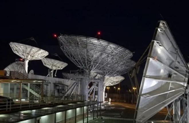 斯诺登潜逃港澳发生枪战我方出动击毙多人三大情报机对决(图2)