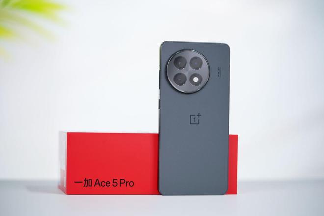 红米K80 Pro、一加Ace 5 Pro、线iQOO Neo10比拼(图2)