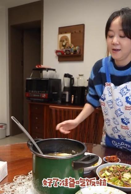 46岁演员王一楠住上海大别墅晚10点后才用洗衣机只为半价电费(图17)
