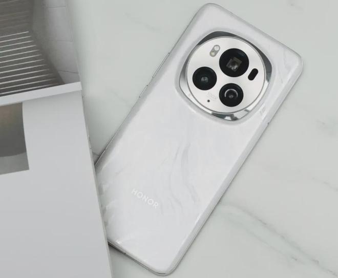 2024“信号最强”的3款手机512G价格出现大跳水流畅用五年(图7)