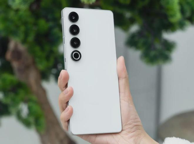 2024“信号最强”的3款手机512G价格出现大跳水流畅用五年(图9)