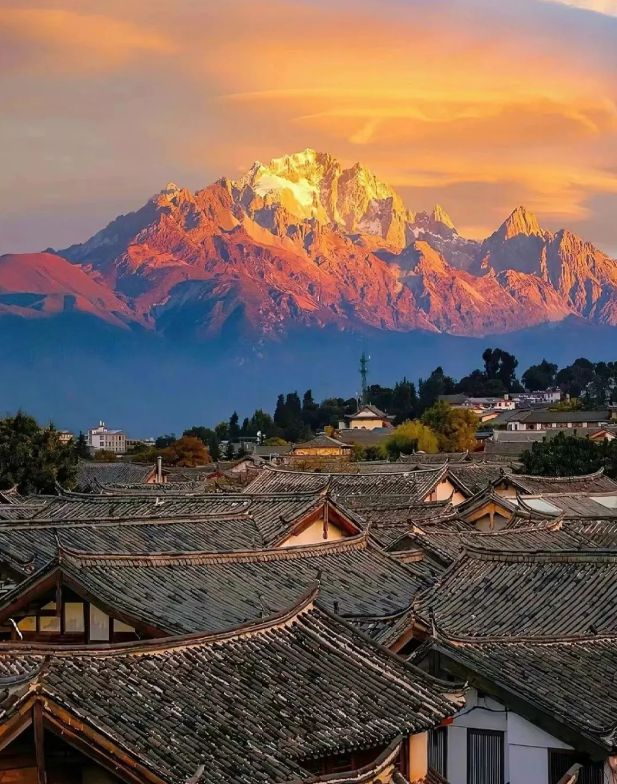 2025年值得去的云南十大旅游景点推荐最全游玩攻略(附行程线路)(图2)