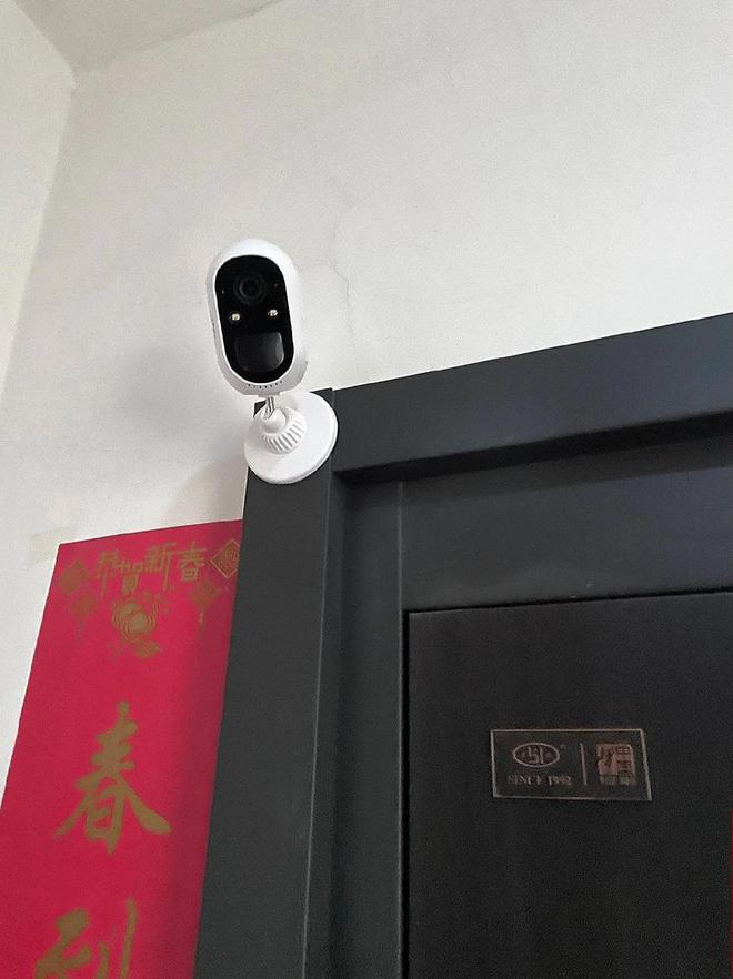 今日生效！自家门口安装摄像头可能犯法快看看你家安的合理吗(图1)