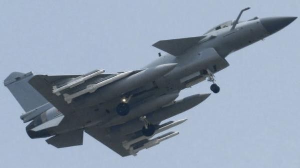 霹雳-15E传遍世界全球聚焦美国机密信息泄露事件。(图2)