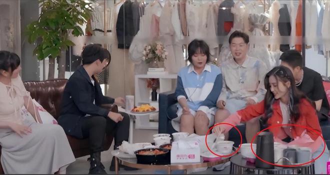 杨颖去澳门给网红颁奖现场合影照曝光仅离婚3年落差简直太大(图13)