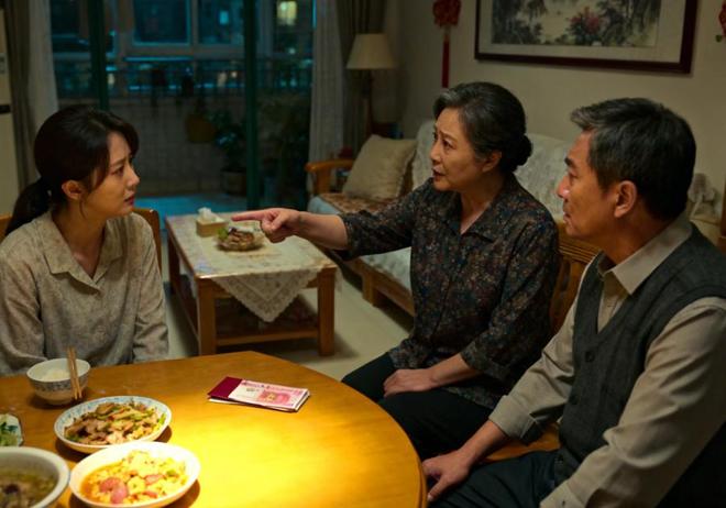 结婚七年婆婆逼我交出拆迁款我拒绝后她羞辱我背后藏着惊天秘密