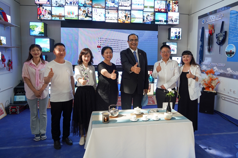 安顺职院：数字赋能启新程 智慧育人谱华章(图6)