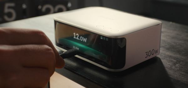 绿联亮相CES 2026：以AI为核心构建全产品智能生态链(图3)