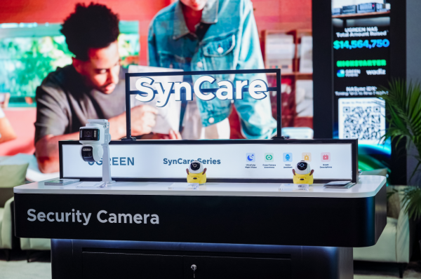 绿联亮相CES 2026：以AI为核心构建全产品智能生态链(图2)